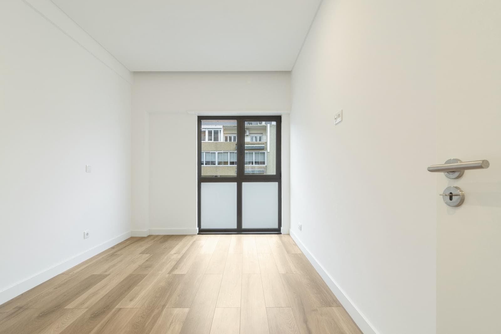 Apartamento T3 com varanda, Restelo, Lisboa - Imagem 28