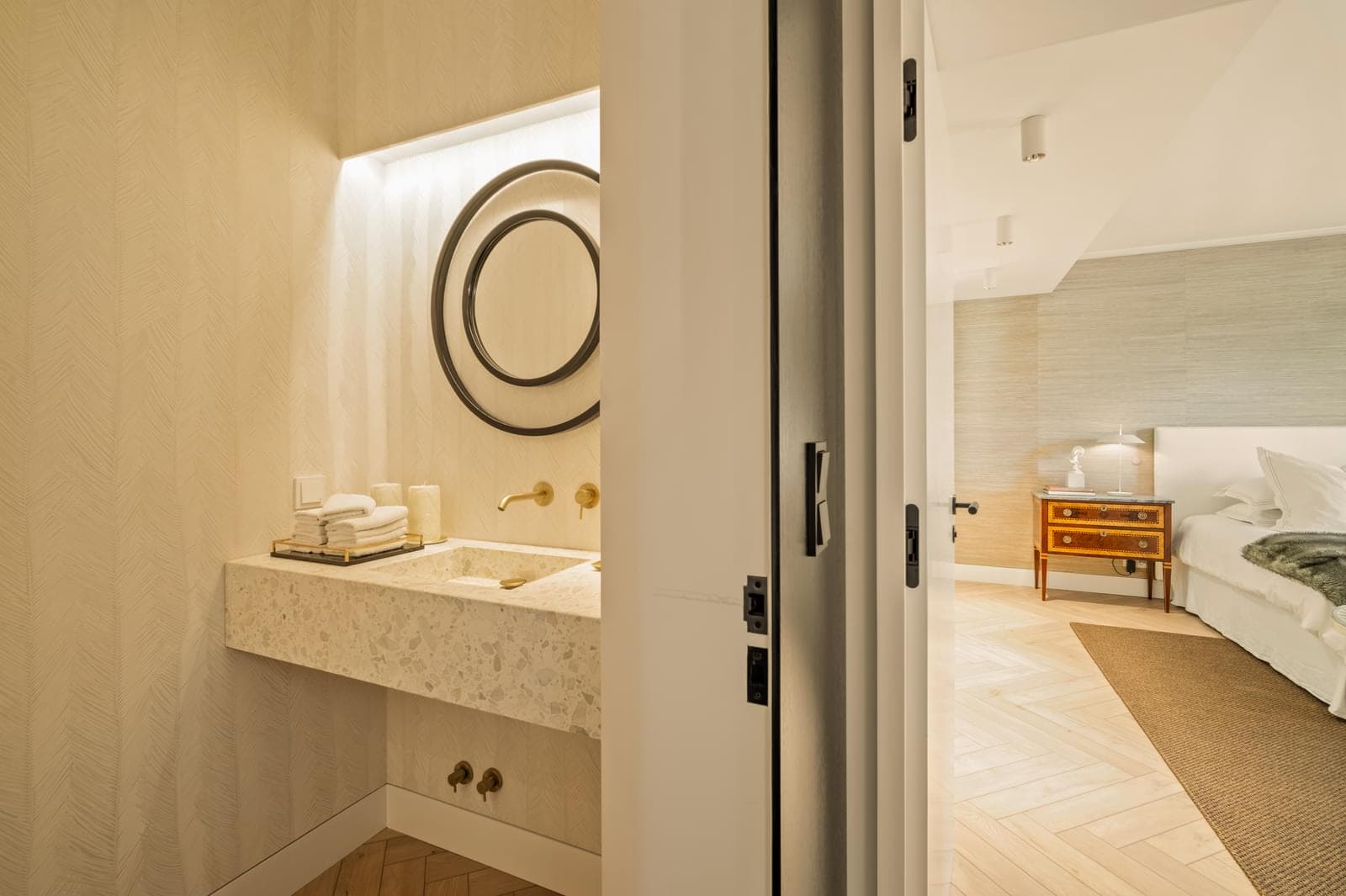 4 Bedroom House with garden, Cascais - Image 38