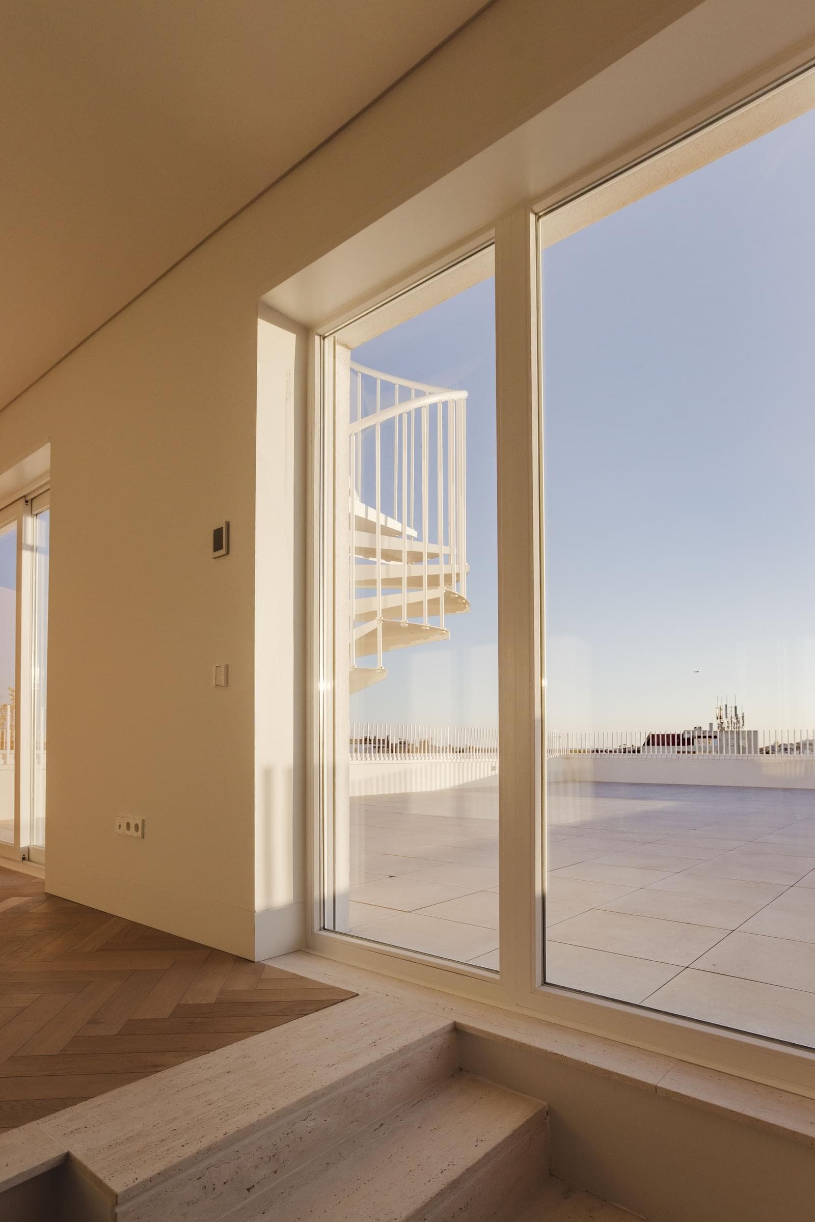 Penthouse T5 com vista, Campo Mártires da Pátria, Lisboa - Imagem 28