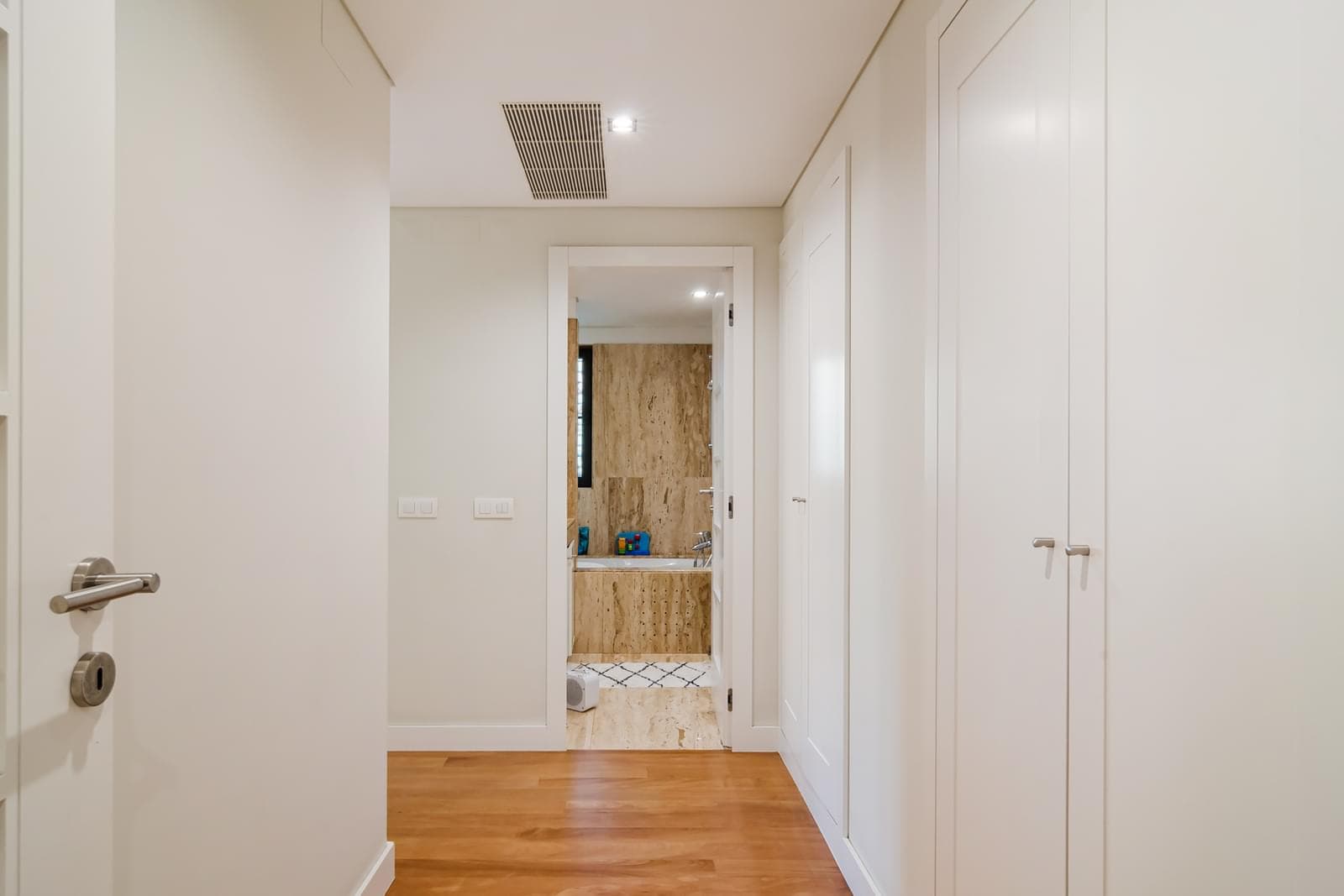 Apartamento T4 com estacionamento, Infante Santo (Prazeres), Lisboa - Imagem 23