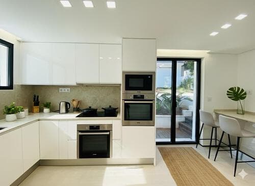 PF34258 - Moradia Isolada T4 + 1 com piscina, São João do Estoril, Cascais - Imagem 2