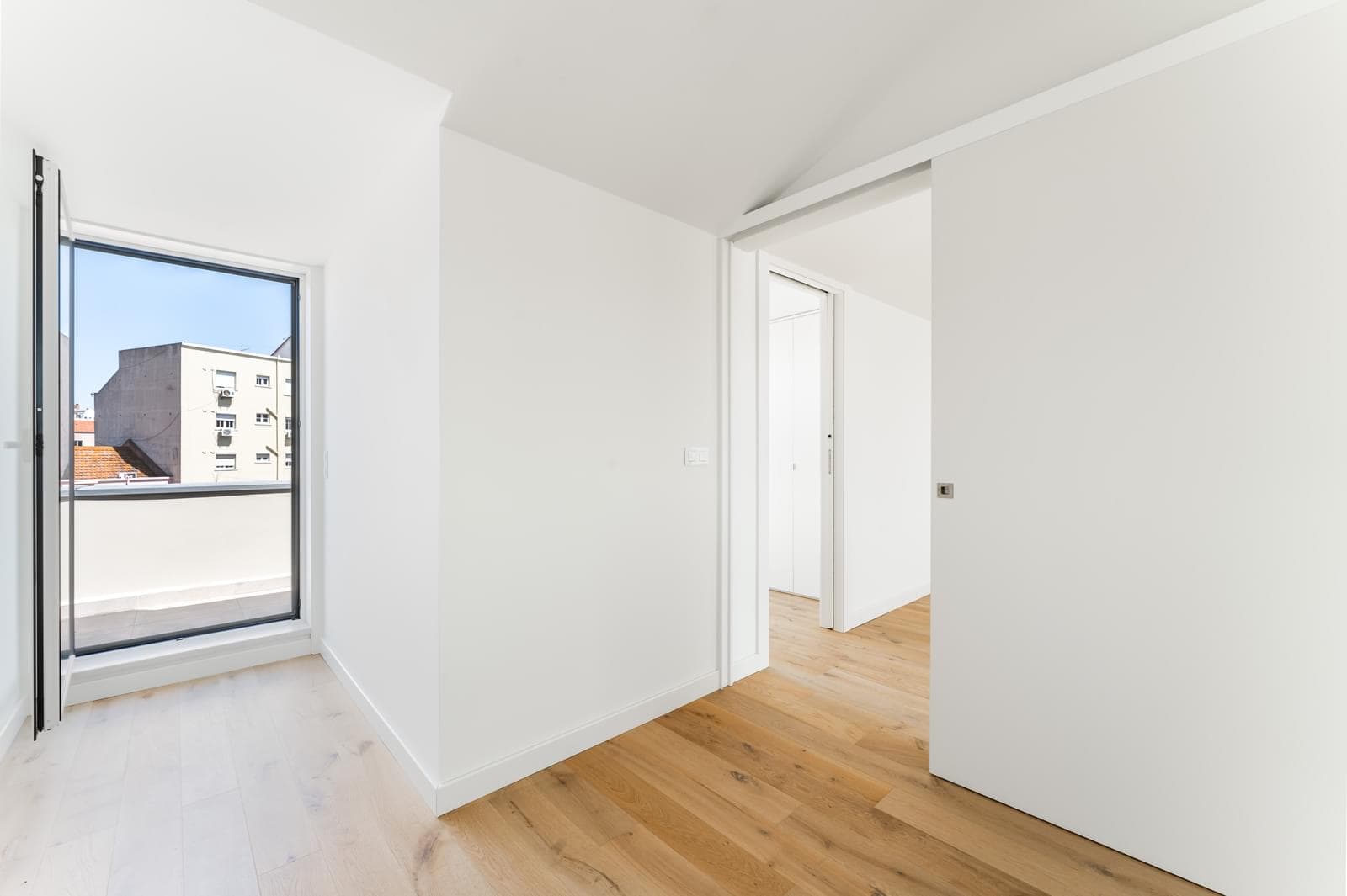 Appartement 3 pièces avec parking, Lisboa - Image 19