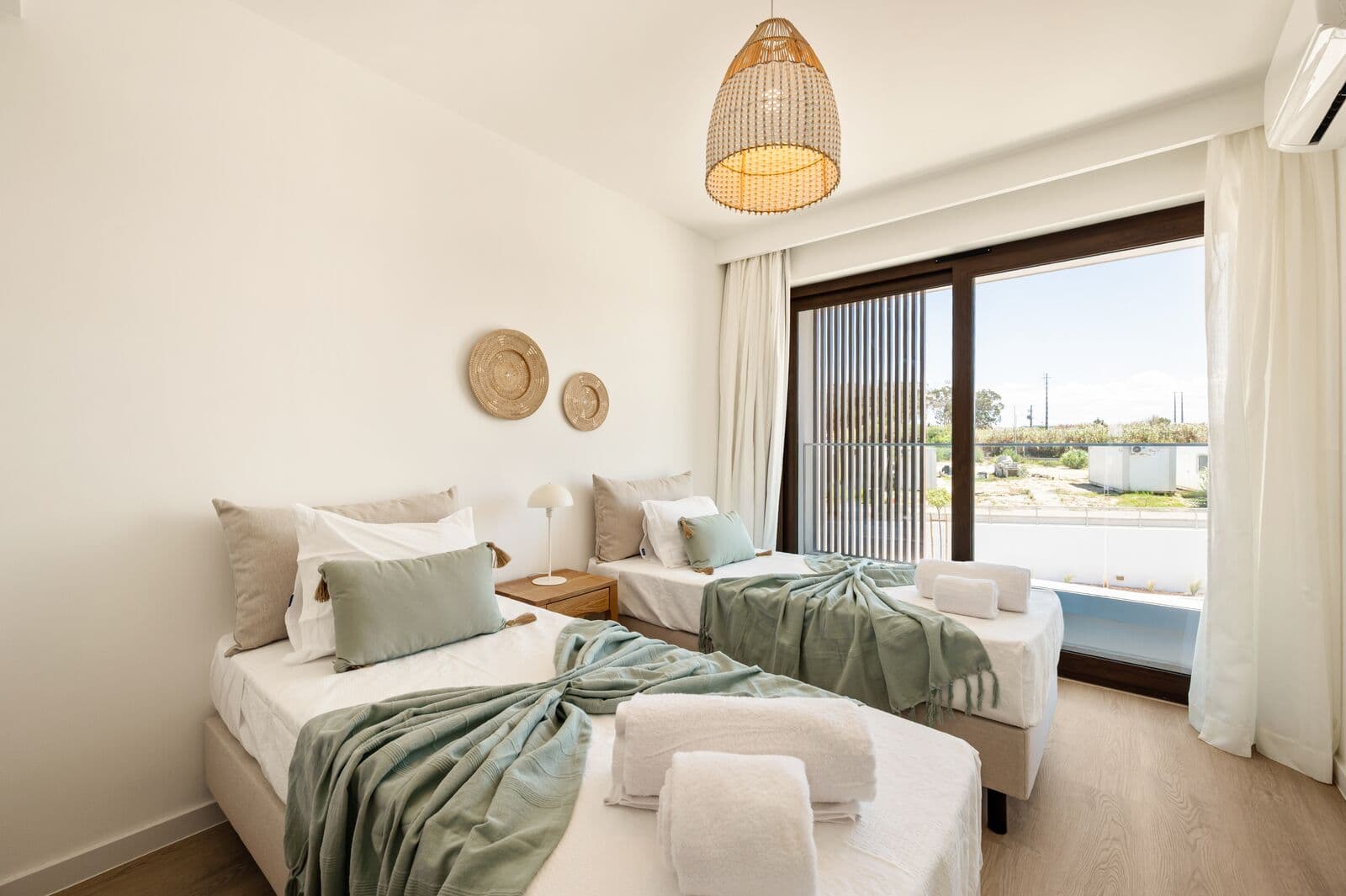 Apartamento T2 + 1 com piscina, Porto Covo, Sines - Imagem 9