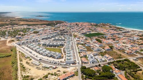 PF35150 - 2 Bedroom Apartment with swimming pool, Porto Covo, Sines - Image 26