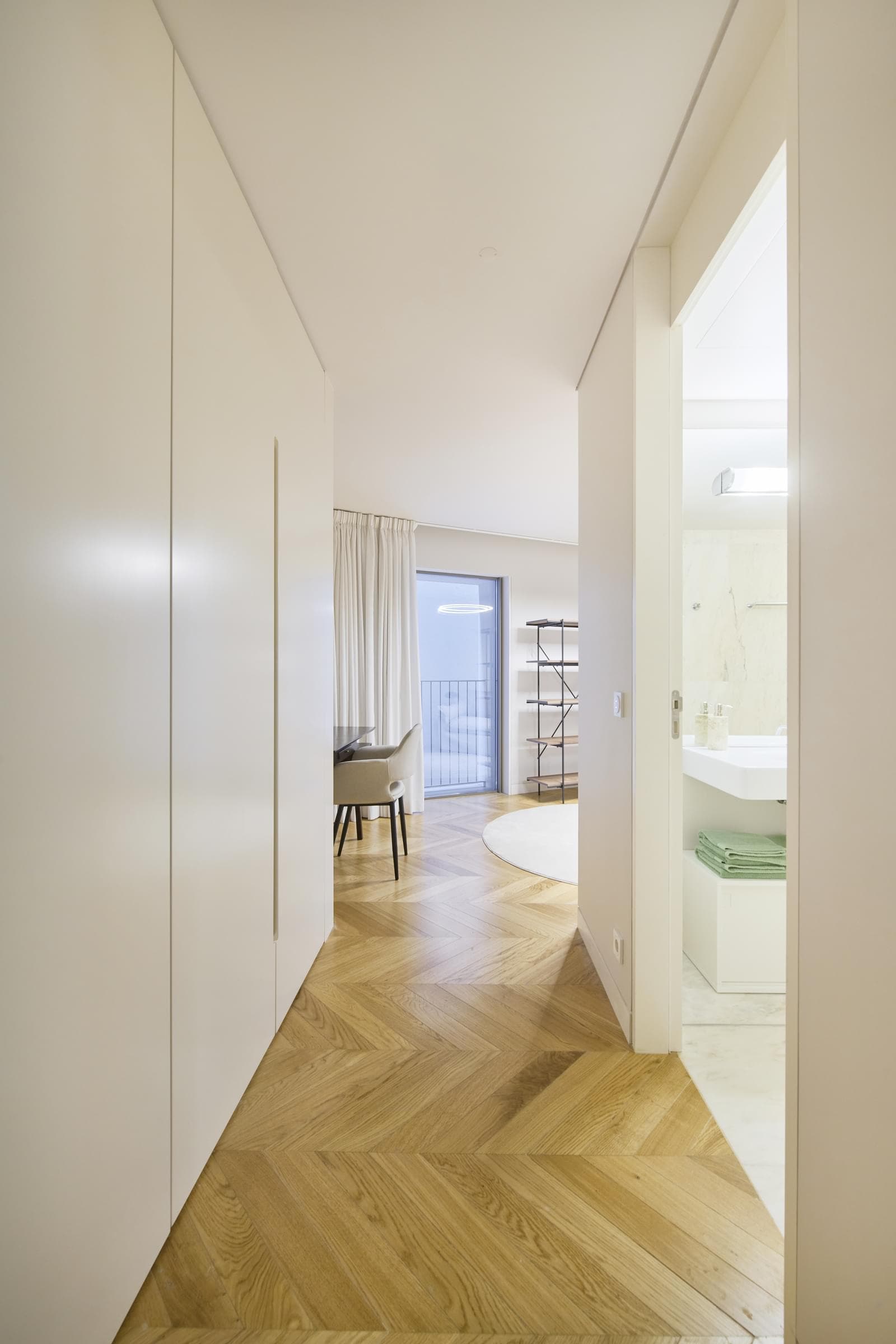2 Bedroom Apartment with parking, Avenida da Liberdade, Lisboa - Image 20
