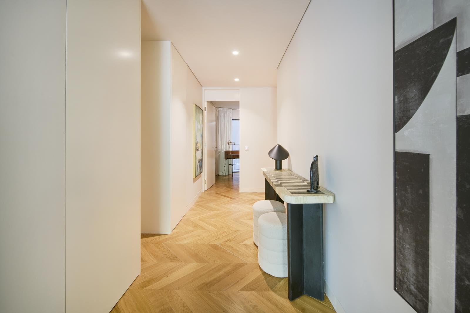 2 Bedroom Apartment with parking, Avenida da Liberdade, Lisboa - Image 37