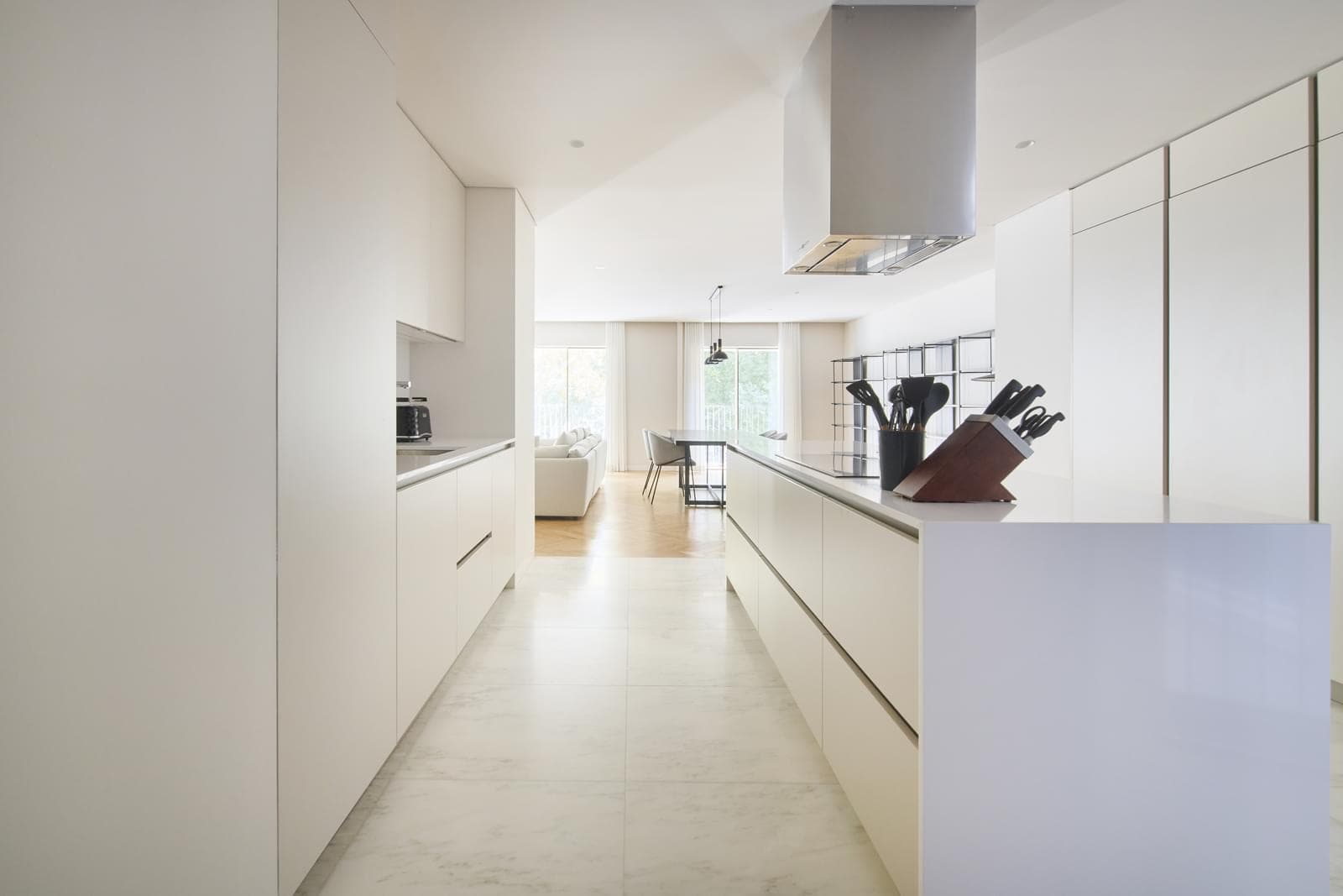 2 Bedroom Apartment with parking, Avenida da Liberdade, Lisboa - Image 41