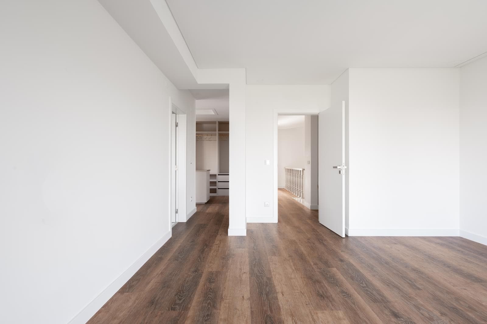 Maison normal 8 + 2 pièces avec parking, Setubal - Image 39