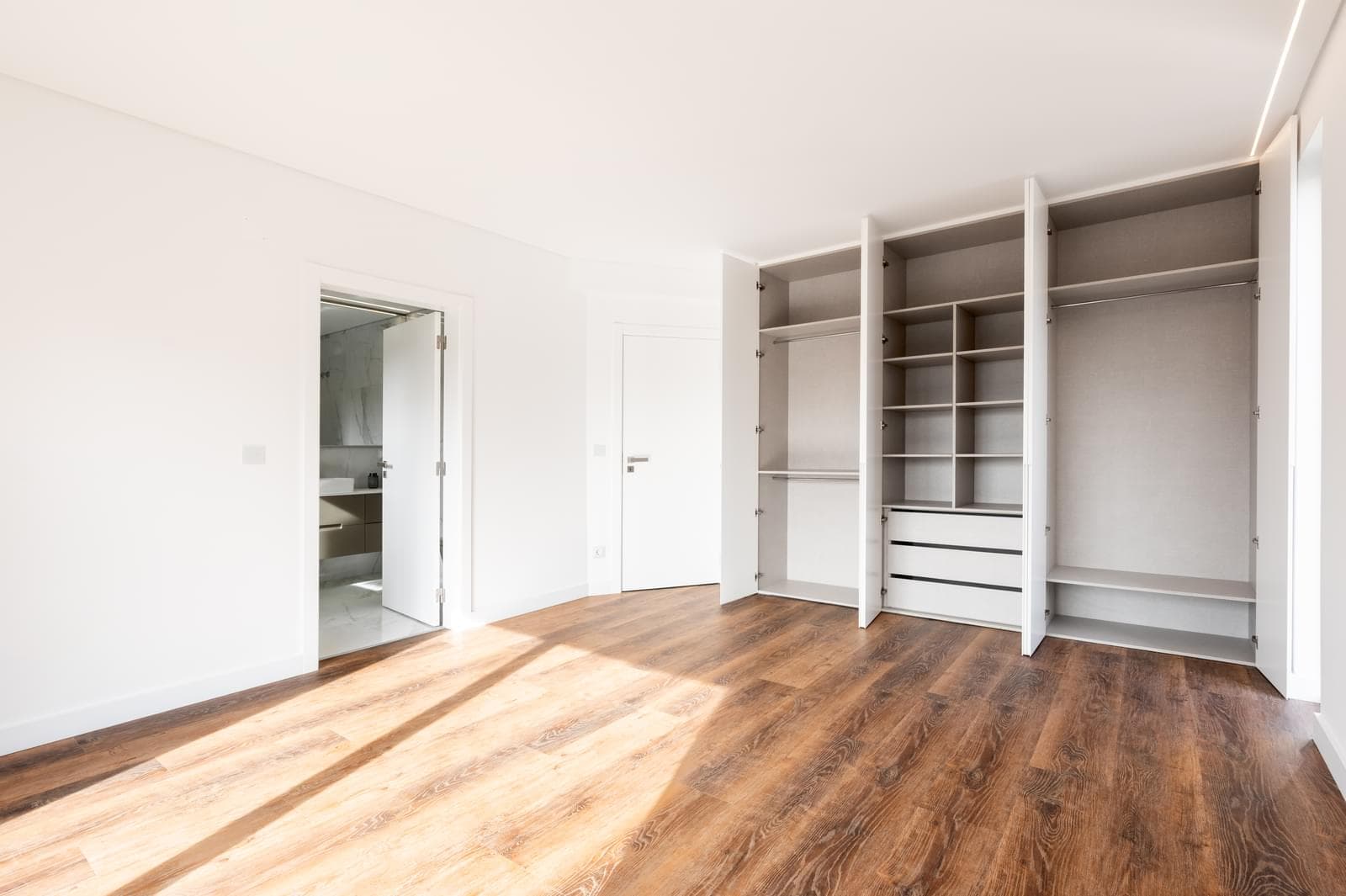 Maison normal 8 + 2 pièces avec parking, Setubal - Image 42