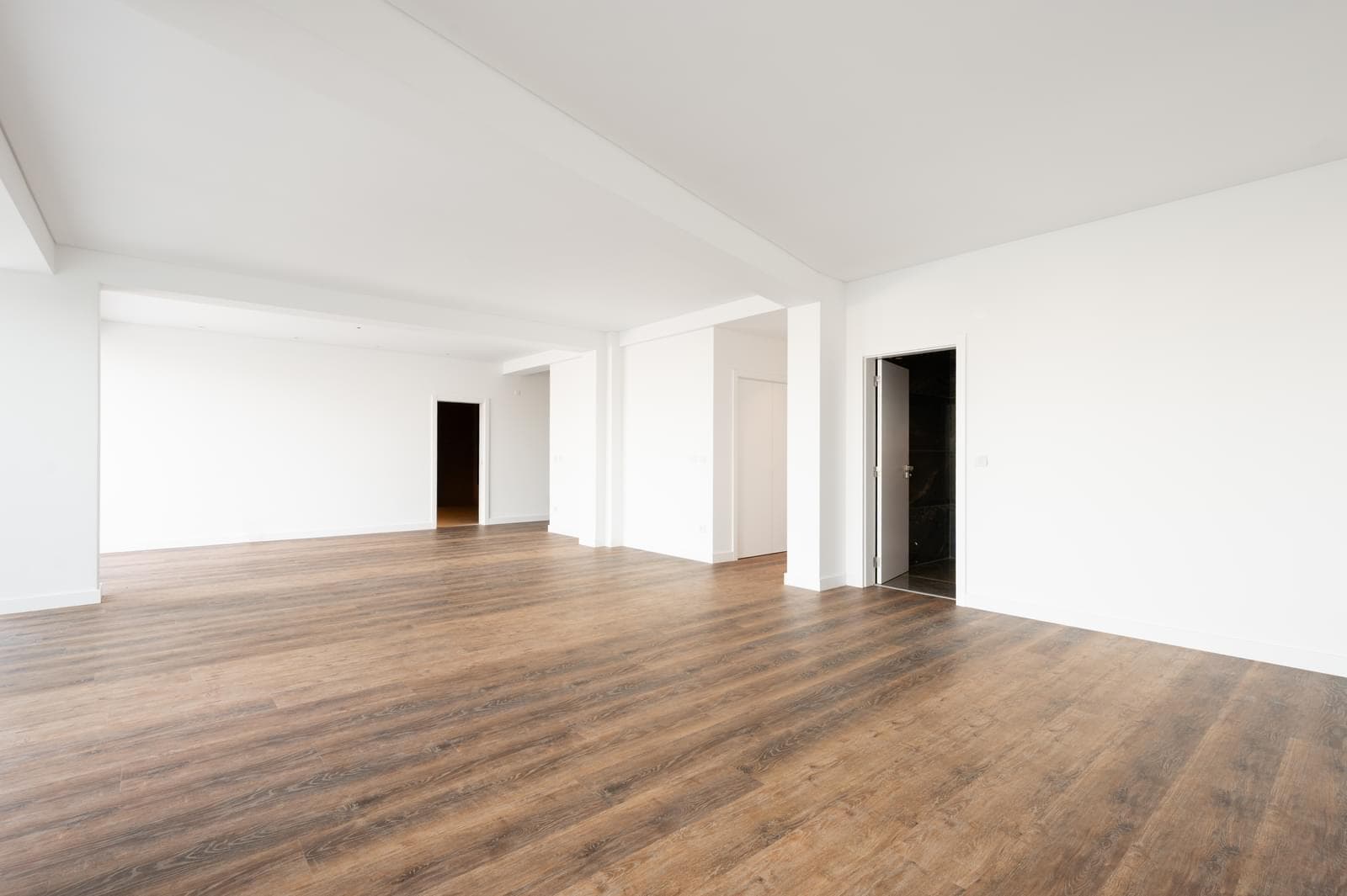 Maison normal 8 + 2 pièces avec parking, Setubal - Image 44