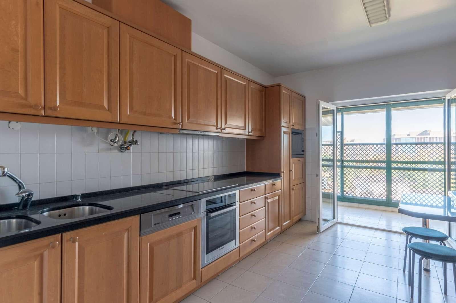 3 Bedroom Apartment with garden, Gandarinha, Cascais - Image 23