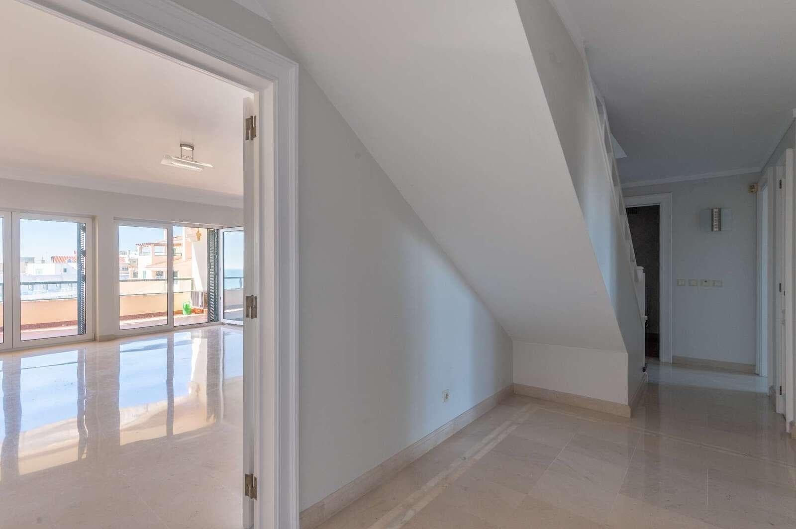 3 Bedroom Apartment with garden, Gandarinha, Cascais - Image 18
