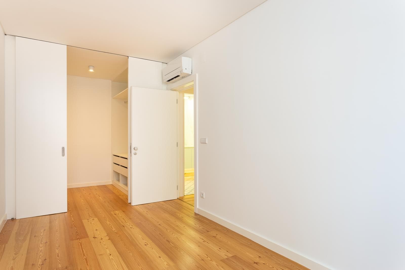 Apartamento T2 novo, Mouraria, Lisboa - Imagem 4