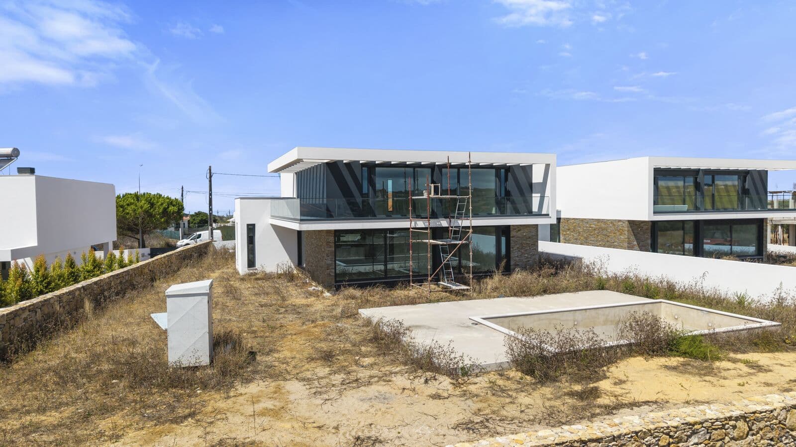 4 Bedroom Semi-detached house with swimming pool, Fontanelas, Sintra - Image 34