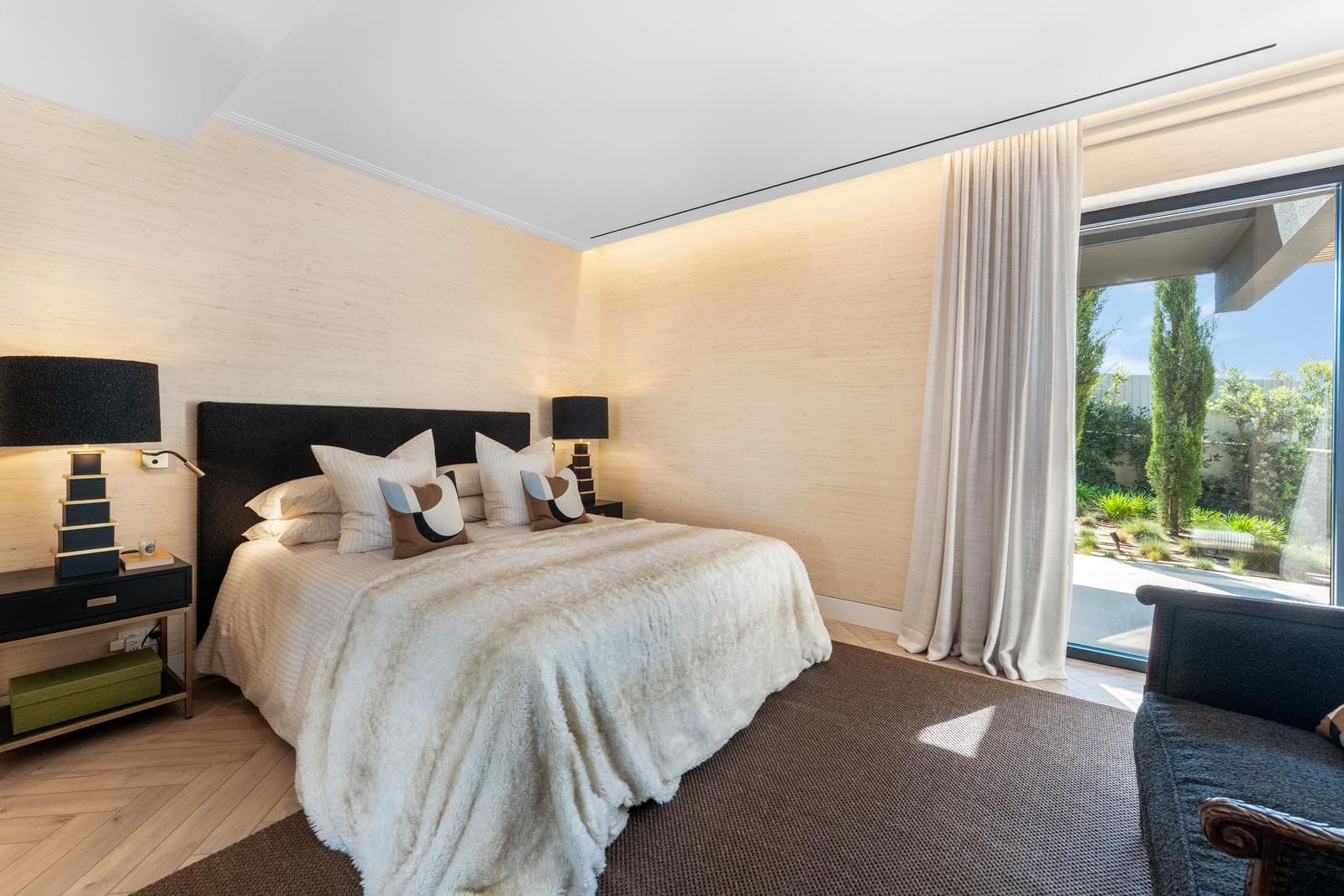 4 Bedroom House with garden, Cascais - Image 49