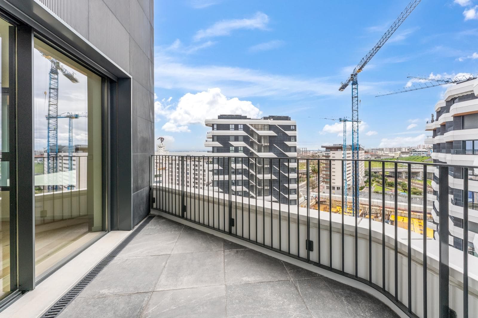 Apartamento T1 com piscina, Parque das Nações, Lisboa - Imagem 17