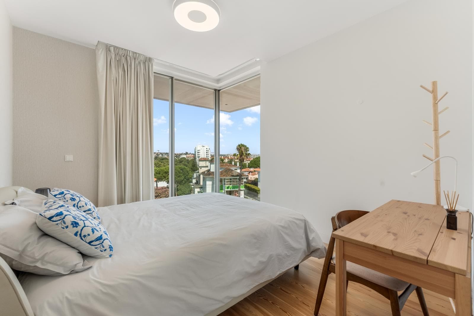 Duplex T4 com piscina, Cascais - Imagem 29