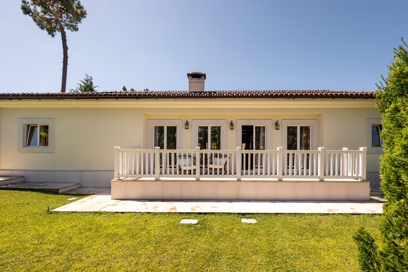 Moradia T5 + 5 com piscina, Aroeira, Almada - Imagem 5