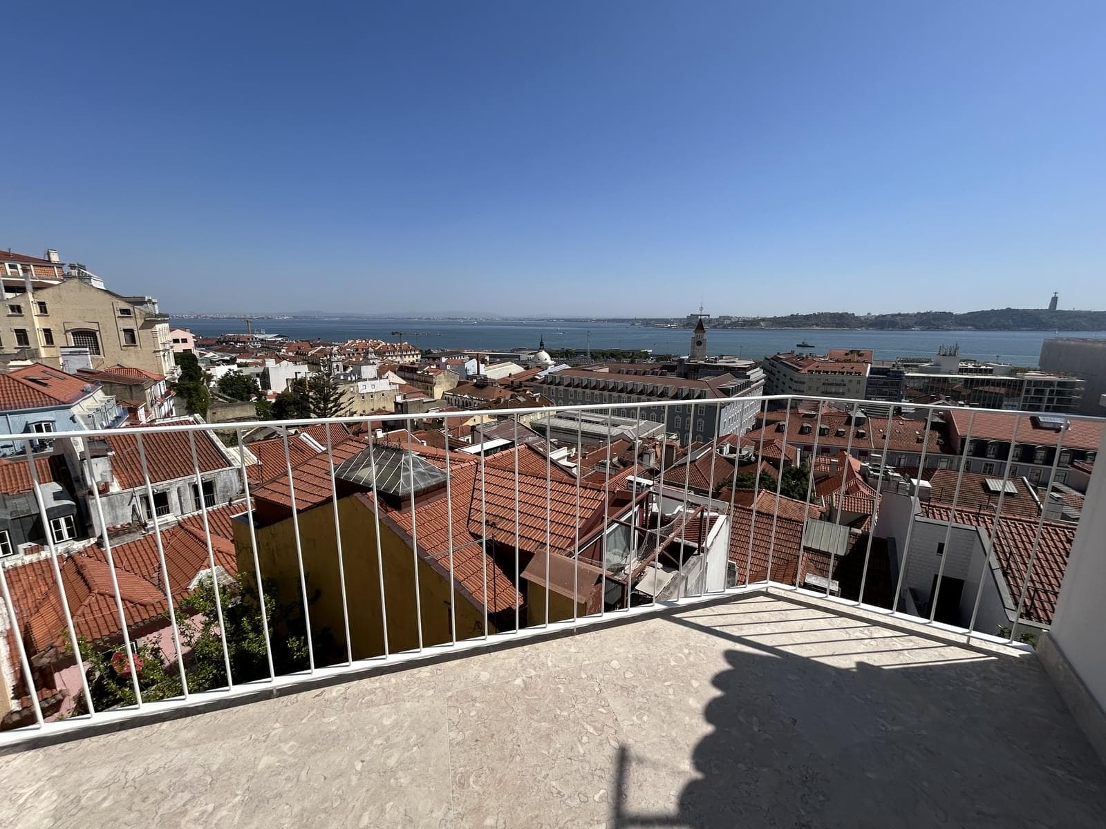 2 Bedroom Apartment with a view, Chiado, Lisboa - Image 6