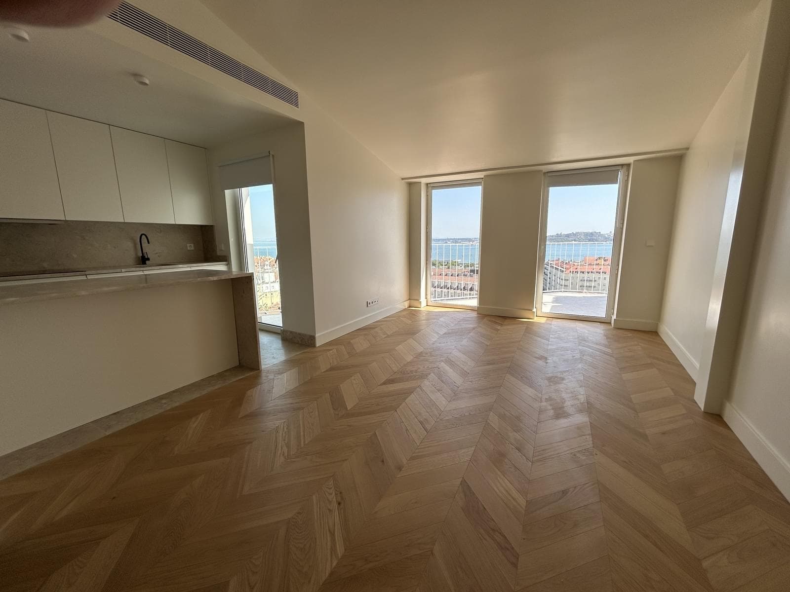 2 Bedroom Apartment with a view, Chiado, Lisboa - Image 11