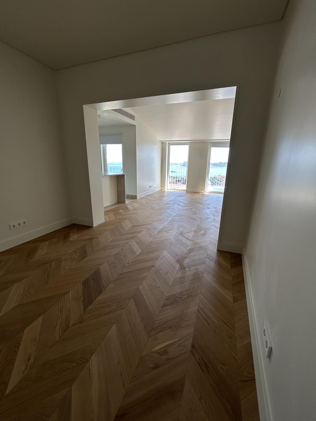 2 Bedroom Apartment with a view, Chiado, Lisboa - Image 13