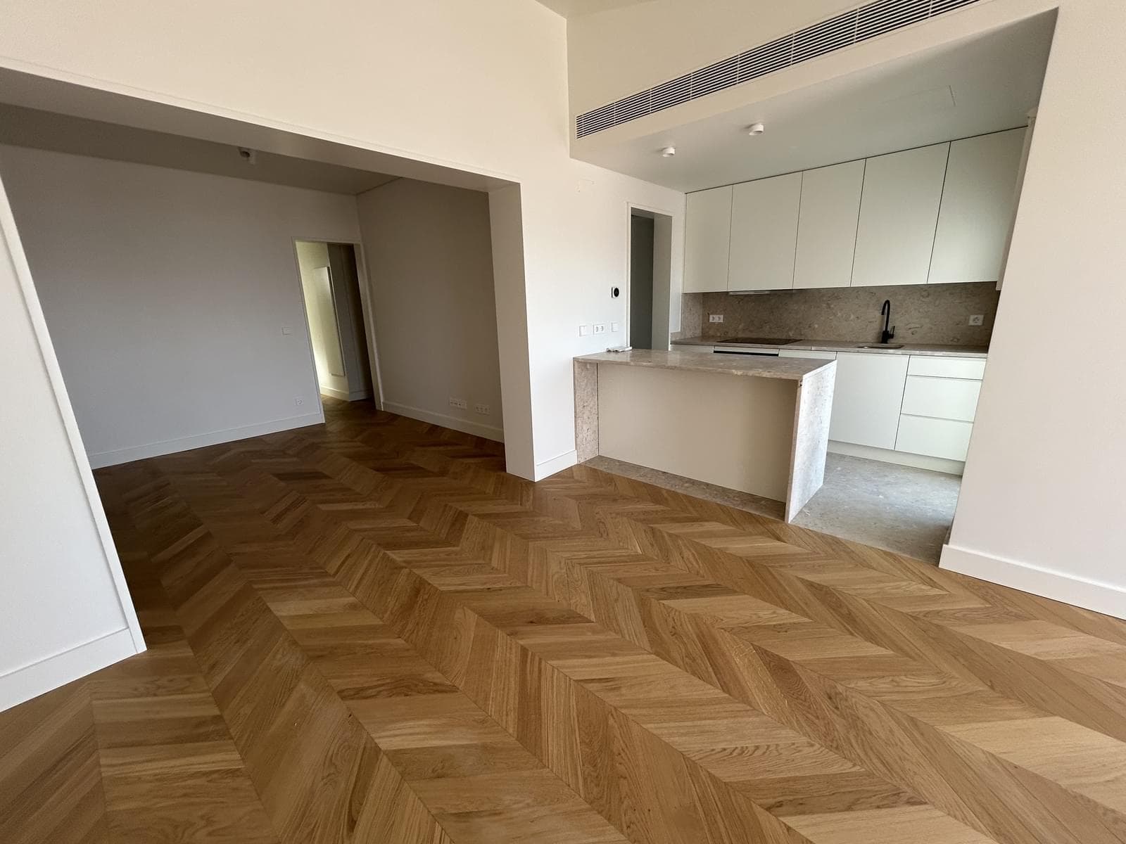 2 Bedroom Apartment with a view, Chiado, Lisboa - Image 20