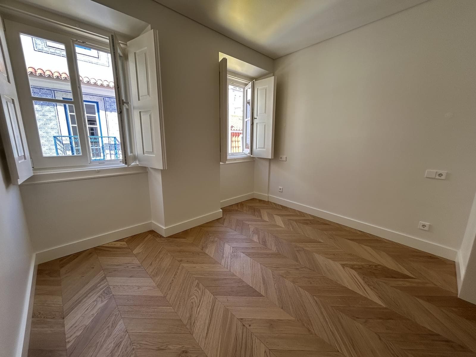 2 Bedroom Apartment with a view, Chiado, Lisboa - Image 22