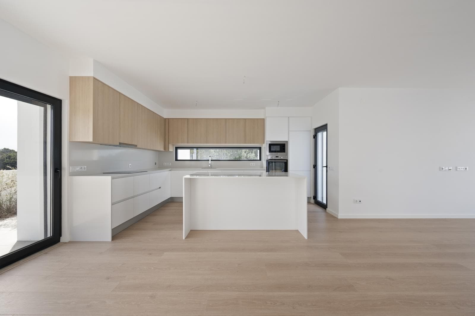 Moradia Isolada T3 com piscina, Porto Covo, Sines - Imagem 8