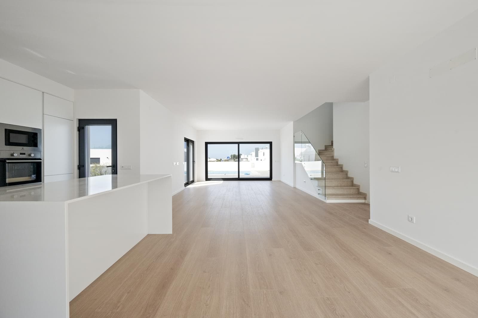 Moradia Isolada T3 com piscina, Porto Covo, Sines - Imagem 18