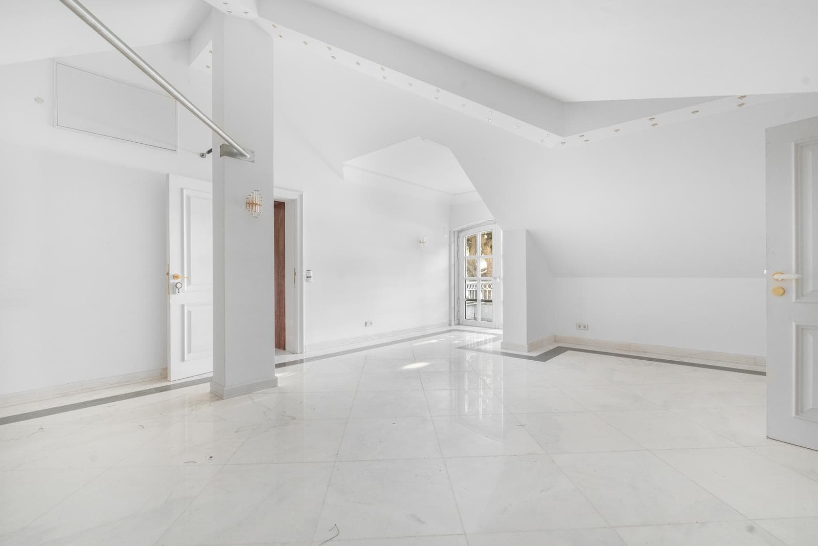 Moradia Isolada T9 com piscina, Guia, Cascais - Imagem 29