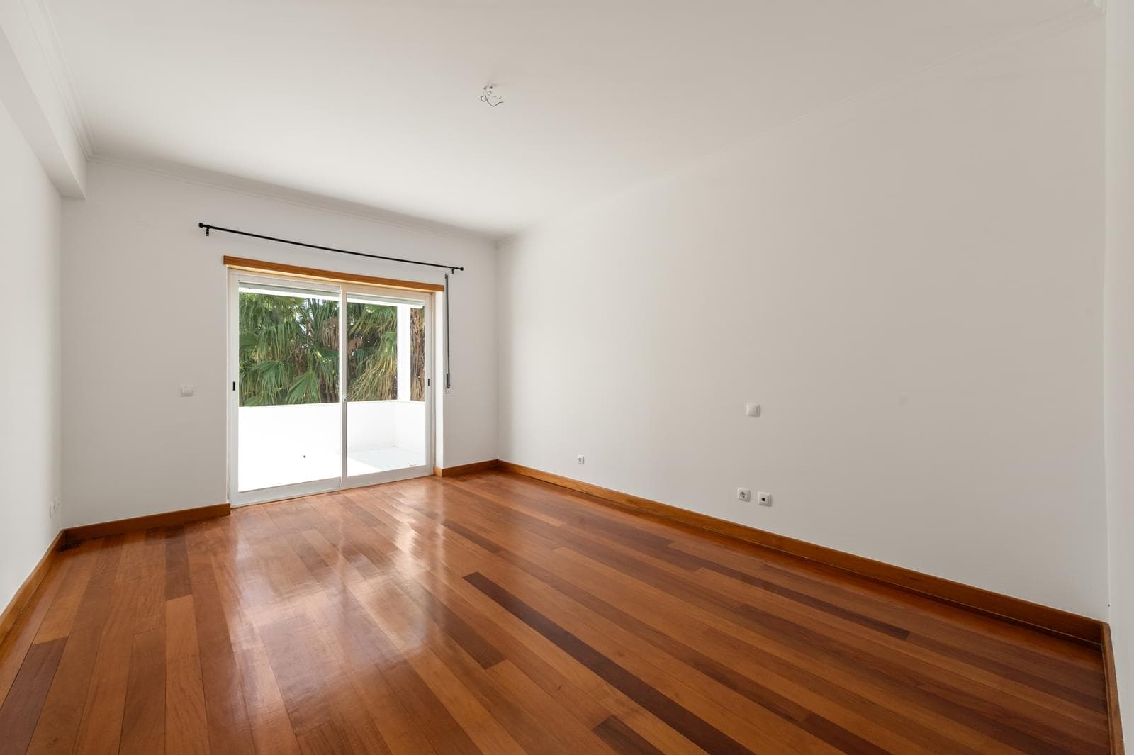 Moradia T4 com jardim, Areias de São Pedro, Cascais - Imagem 23