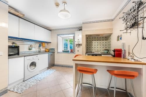 PF41047 - 5 Bedroom House with garden, Monte Estoril, Cascais - Image 30