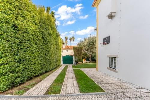 PF41047 - 5 Bedroom House with garden, Monte Estoril, Cascais - Image 38