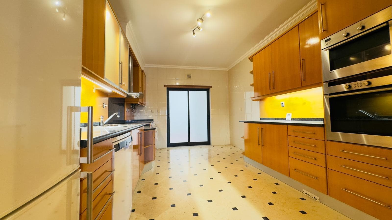 Apartamento T3 com jardim, Belas Clube de Campo, Sintra - Imagem 41