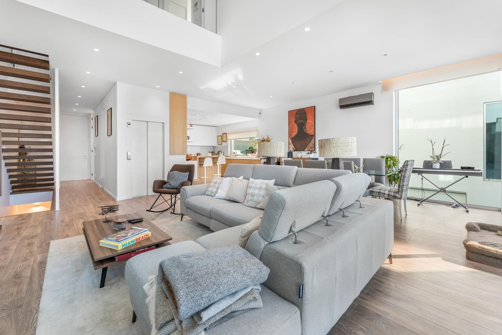 Moradia Geminada T4 com piscina, Alcabideche, Cascais - Imagem 16