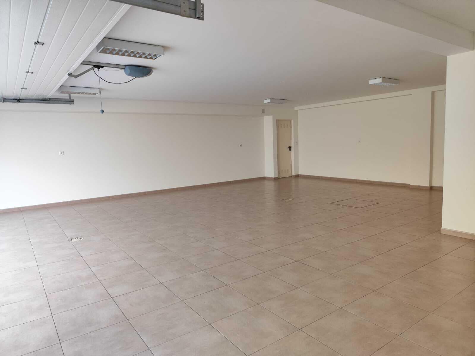 6 Bedroom House with swimming pool, Quinta da Beloura, Sintra - Image 30