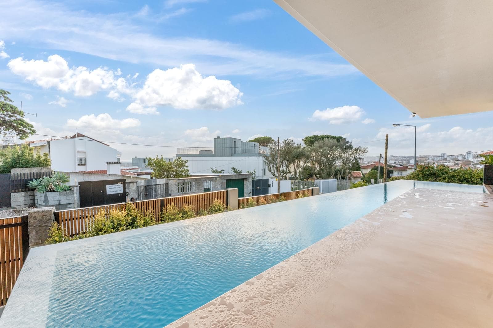 Moradia T4 + 1 com piscina, Parede, Cascais - Imagem 6