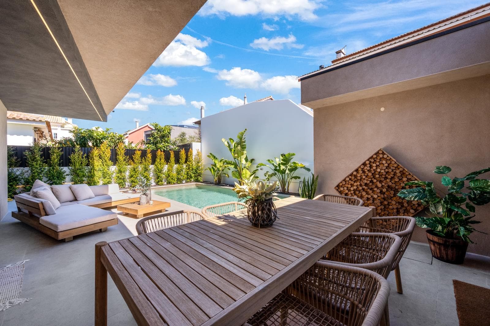 Moradia Isolada T3 + 1 com piscina, Aroeira, Almada - Imagem 2