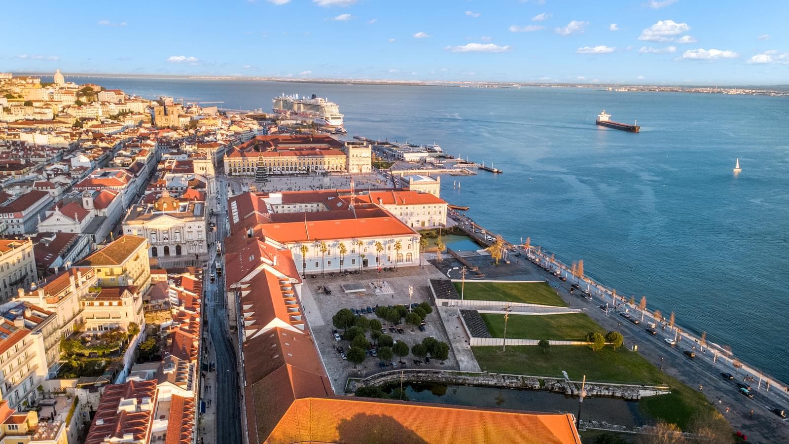 Studio Apartment with a view, Chiado, Lisboa - Image 24