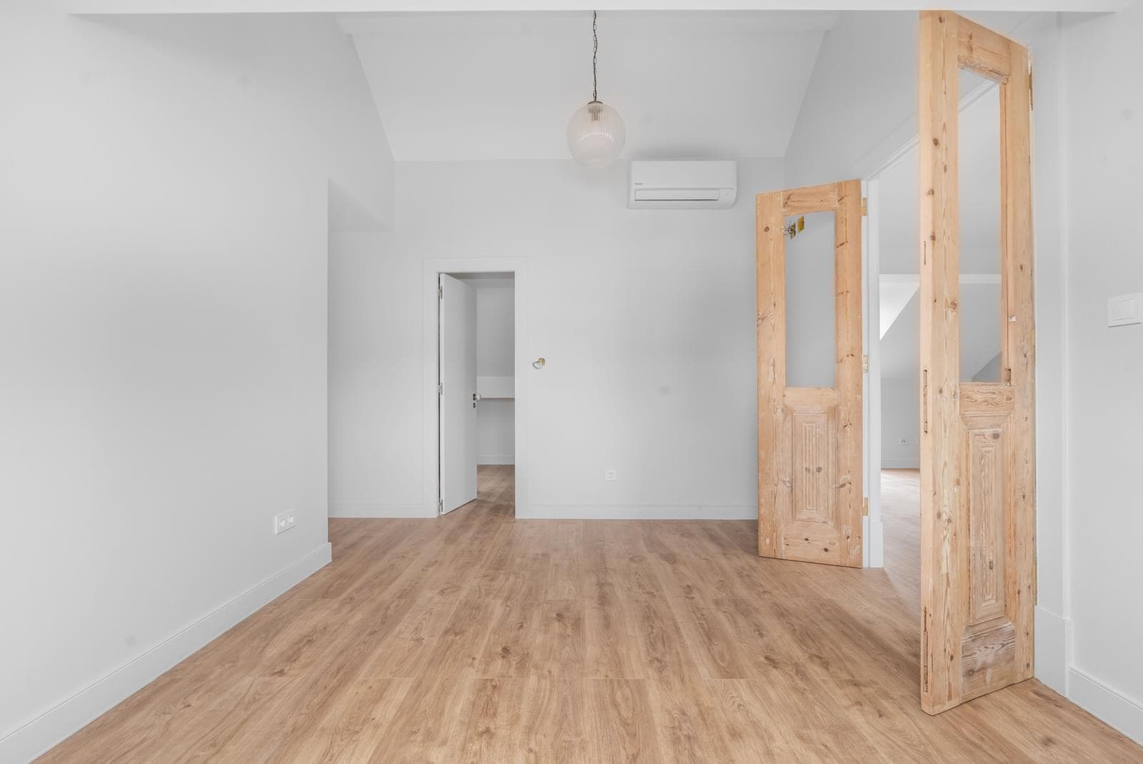 Apartamento T3 novo, Praça da Alegria, Lisboa - Imagem 35