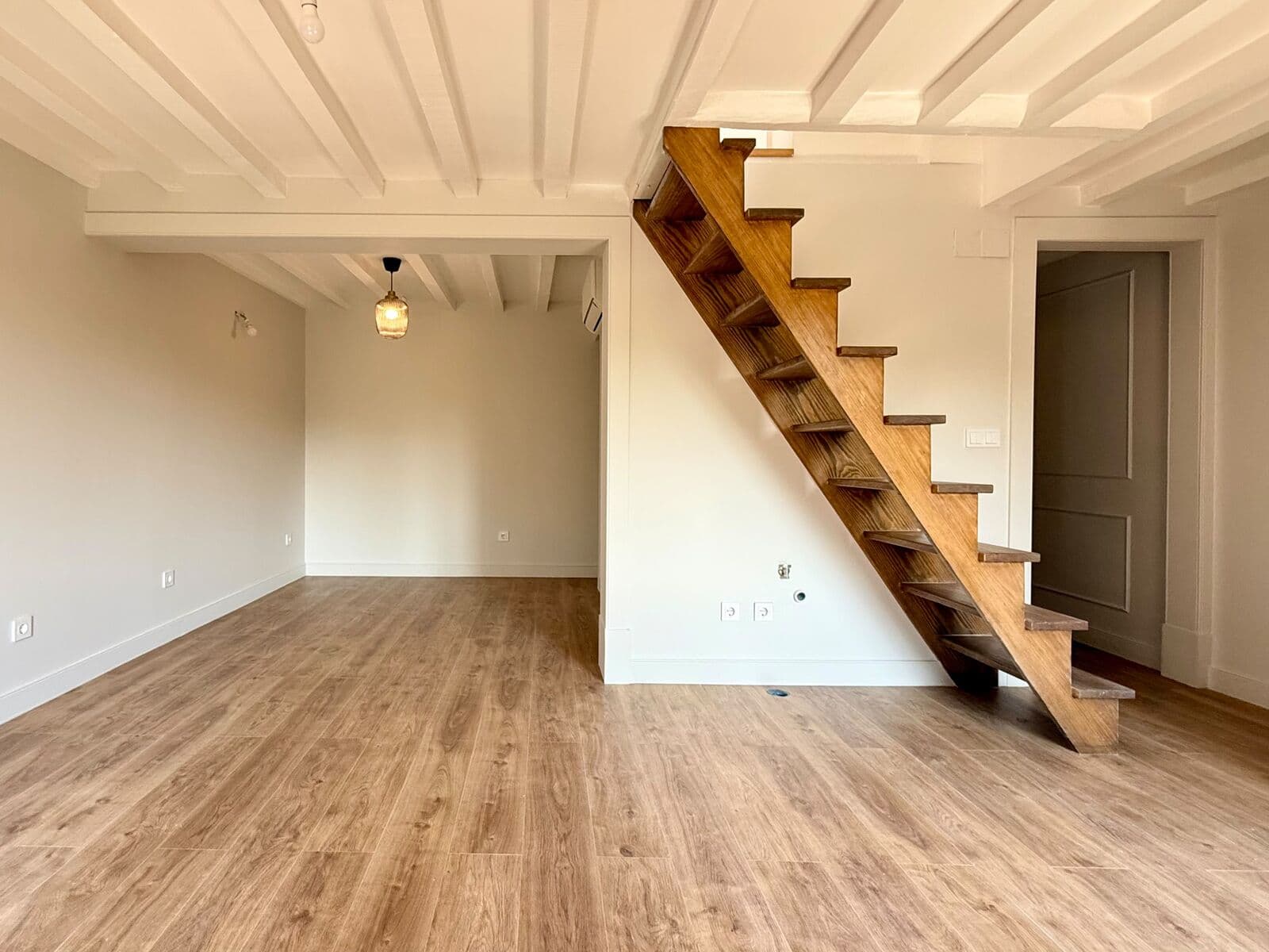 Apartamento T3 novo, Praça da Alegria, Lisboa - Imagem 7