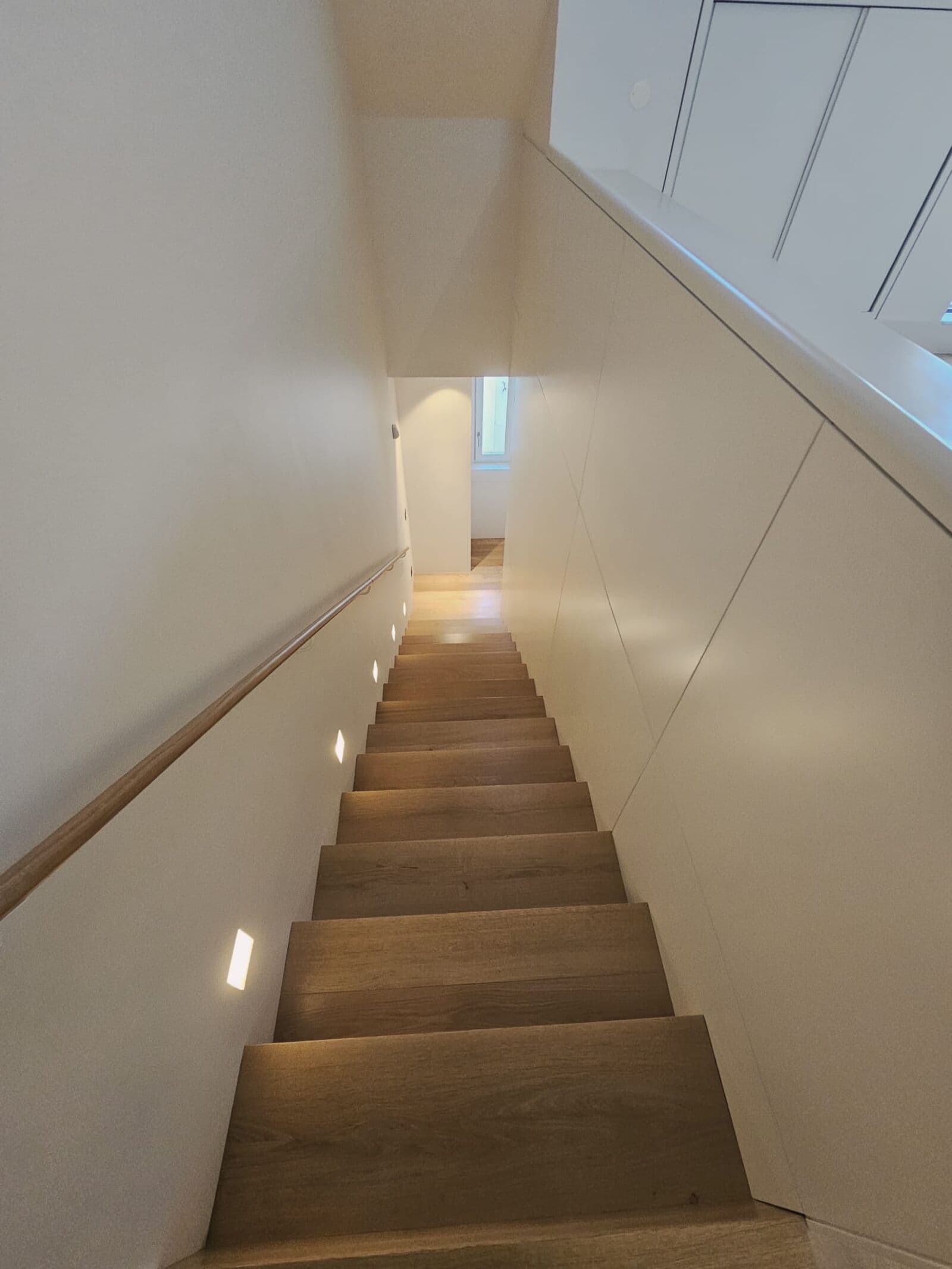 1 Bedroom Duplex with a view, Baixa, Lisboa - Image 32