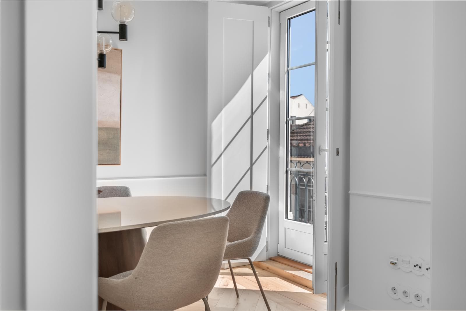 Apartamento T2 com varanda, Baixa, Lisboa - Imagem 3
