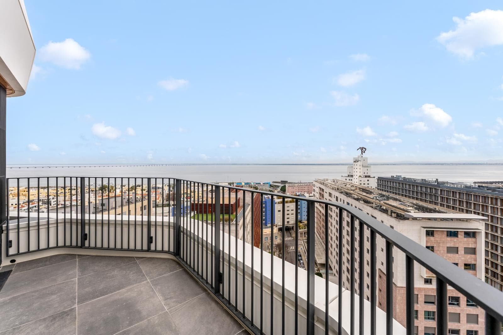 Apartamento T6 com estacionamento, Parque das Nações, Lisboa - Imagem 43