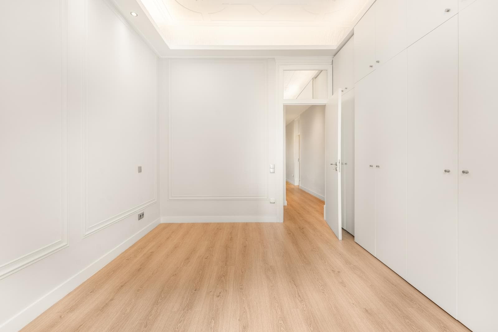 Apartamento T4 com varanda, Avenidas Novas, Lisboa - Imagem 16