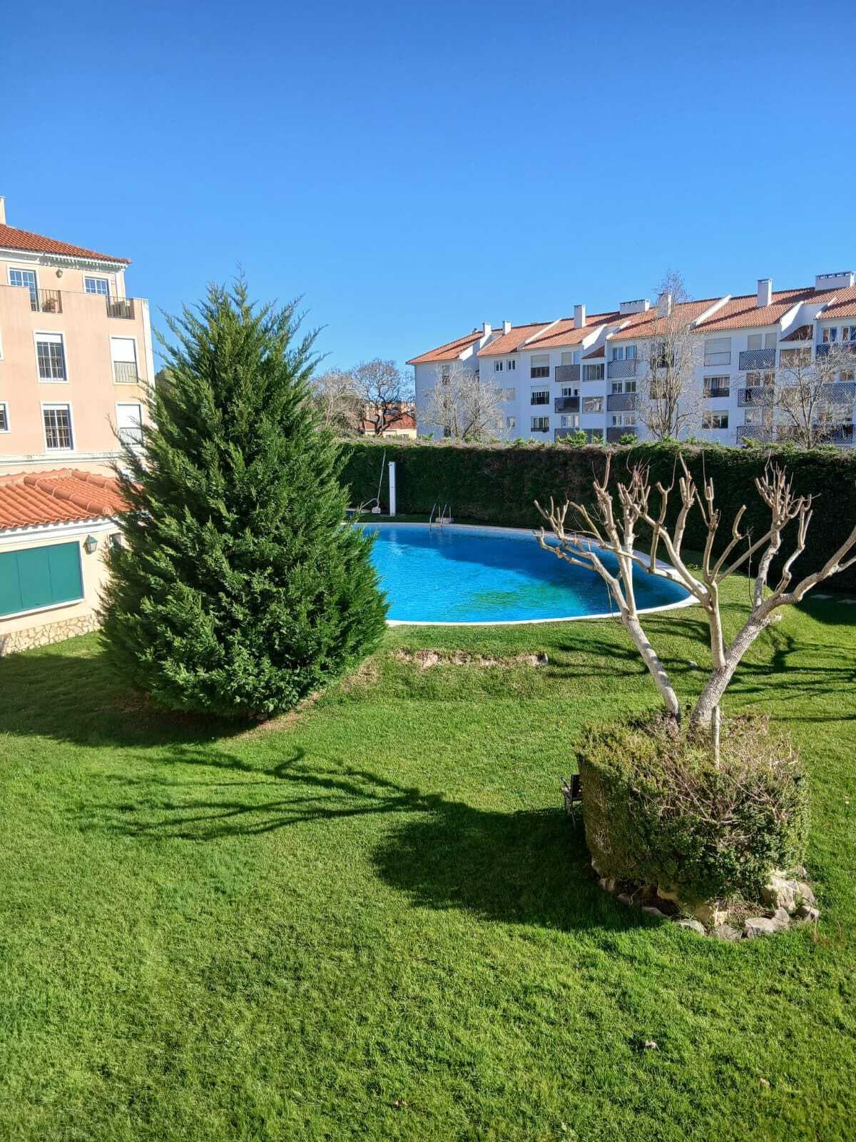 Apartamento T3 com estacionamento, Alapraia, Cascais - Imagem 1