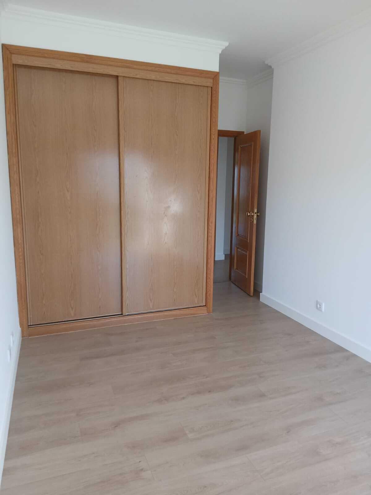 Apartamento T3 com estacionamento, Alapraia, Cascais - Imagem 10