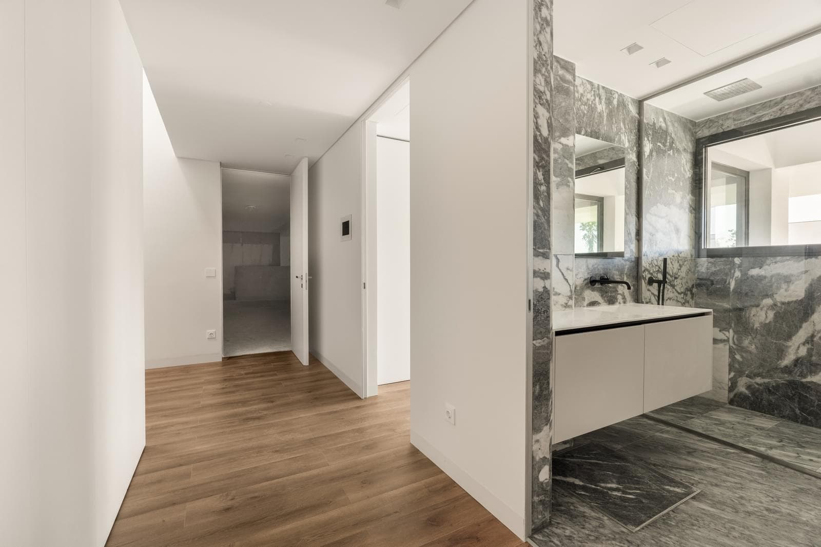 Moradia T4 com piscina, Sintra - Imagem 18