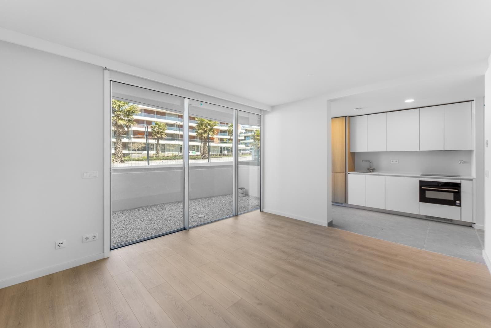 Apartamento T0 com jardim, Belas Clube de Campo, Lisboa - Imagem 9