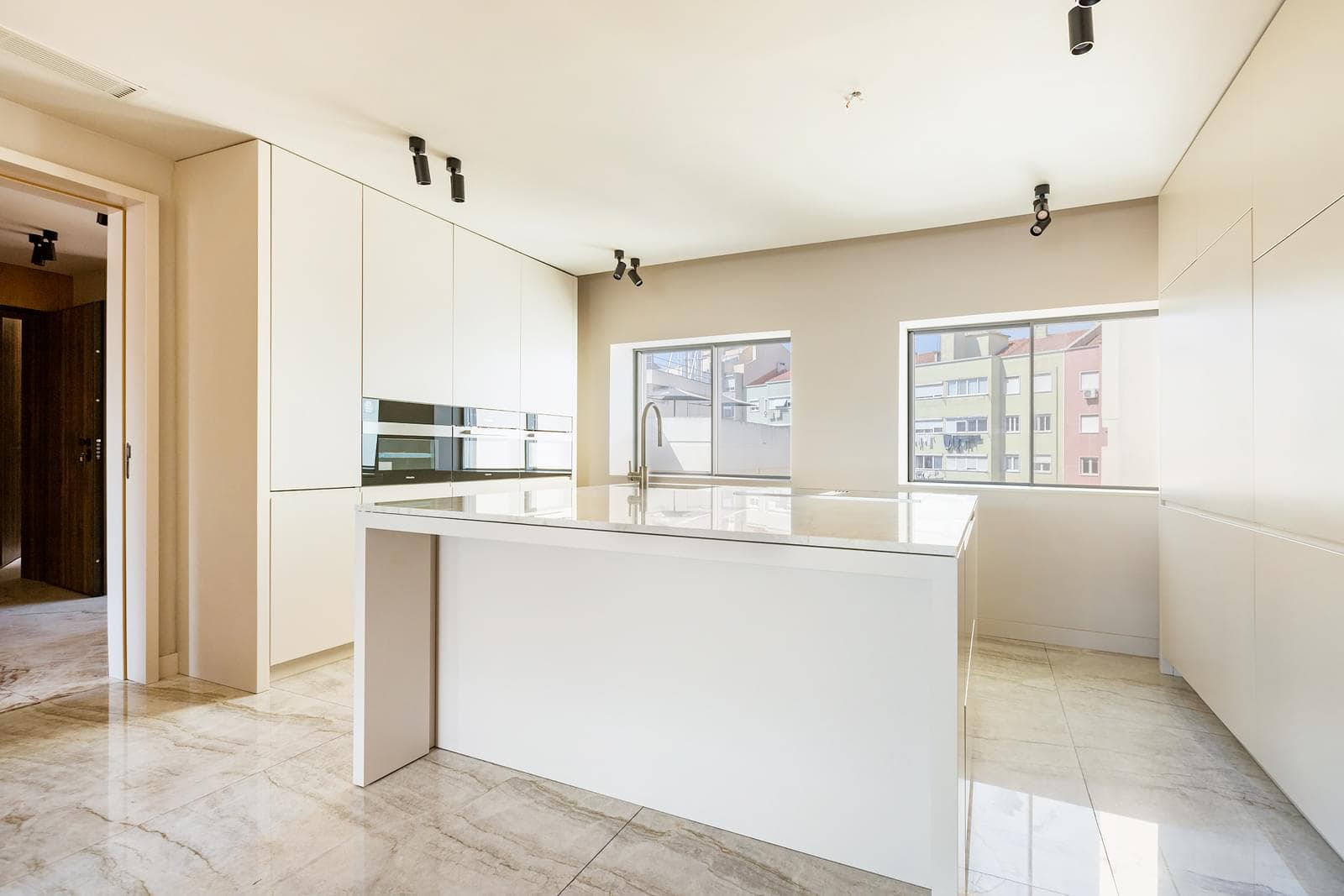 Apartamento T3 com estacionamento, Saldanha, Lisboa - Imagem 47